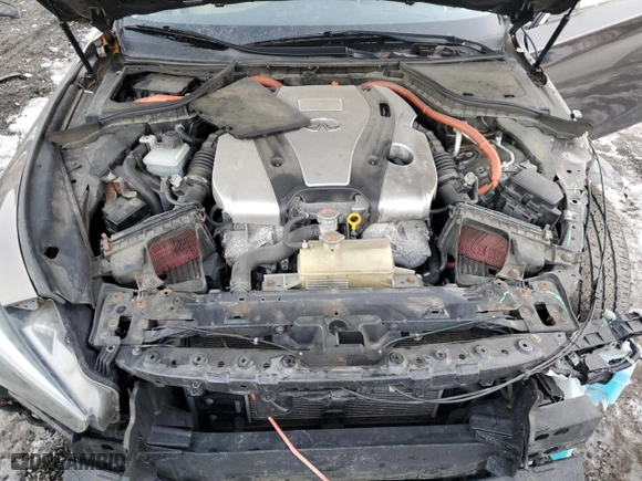 2014 Infiniti Q50 Hybrid Premium with VIN JN1AV7AR3EM700772, listed as a Copart auction lot 88461405 with 147,303 mi miles and Salvage Title. Bid and sale history available at carsss.com. Image 11.