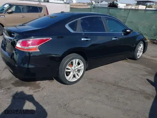 2013 Nissan Altima 3.5 SL with VIN 1N4BL3AP1DN443186, listed as a IAAI auction lot 42051445 with 164,696 mi miles. Bid and sale history available at carsss.com. Image 4.