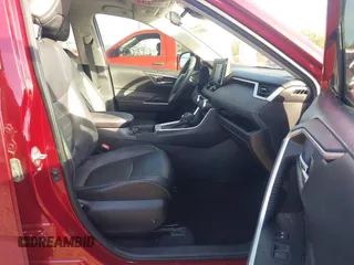 2021 Toyota RAV4 XLE Premium with VIN 2T3C1RFV1MW145048, listed as a IAAI auction lot 41018272 with 61,959 mi miles and . Bid and sale history available at DreamBid. Image 5.
