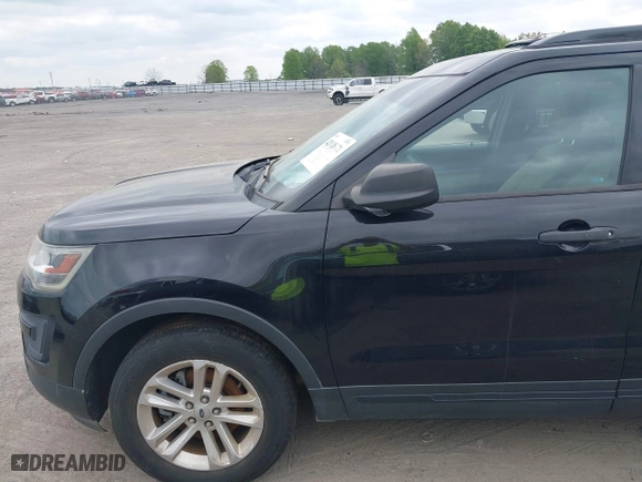 2016 Ford Explorer with VIN 1FM5K7BH1GGB69923, listed as a IAAI auction lot 42018071 with 198,246 mi miles. Bid and sale history available at carsss.com. Image 21.