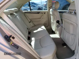 2005 Mercedes-Benz C 240 z VIN WDBRF81J95F662187, wystawiony jako Copart lot #48823485 z przebiegiem 145 076 mil mil oraz Szkoda całkowita • Salvage title. Historia ofert i sprzedaży dostępna na DreamBid. Obrazek 10.