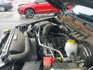 2020 Ram 1500 Tradesman z VIN 3C6RR6KT5LG224413, wystawiony jako IAAI lot #42230431 z przebiegiem 64 359 mil mil oraz . Historia ofert i sprzedaży dostępna na DreamBid. Obrazek 20.