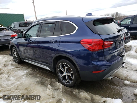 2018 BMW X1 xDrive28i with VIN WBXHT3C37J5K27663, listed as a Copart auction lot 38185933 with 61,894 mi miles. Bid and sale history available at carsss.com. Image 2.