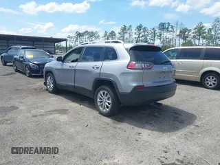 2019 Jeep Cherokee Latitude with VIN 1C4PJLCB7KD114583, listed as a IAAI auction lot 41908161 with 42,286 mi miles. Bid and sale history available at carsss.com. Image 3.