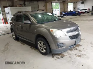 2012 Chevrolet Equinox 1LT z VIN 2GNALDEK1C6160176, wystawiony jako IAAI lot #42367346 z przebiegiem 183 504 mil mil oraz . Historia ofert i sprzedaży dostępna na DreamBid. Obrazek 1.