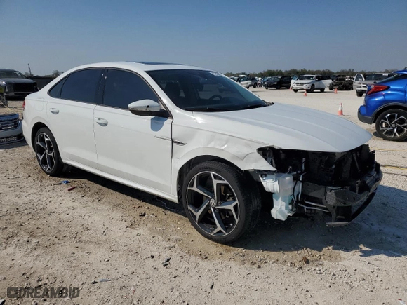 2020 Volkswagen Passat 2.0T R-Line with VIN 1VWMA7A39LC006332, listed as a Copart auction lot 47356655 with 72,560 mi miles and Salvage Title. Bid and sale history available at carsss.com. Image 4.