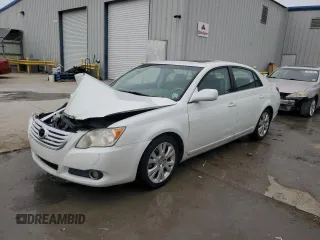 2008 Toyota Avalon XL z VIN 4T1BK36B18U294022, wystawiony jako Copart lot #50586825 z przebiegiem 11 806 mil mil oraz Szkoda całkowita • Salvage title. Historia ofert i sprzedaży dostępna na DreamBid. Obrazek 1.