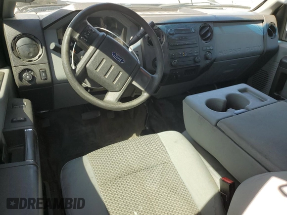 2014 Ford F-250 XL with VIN 1FT7X2B64EEB66846, listed as a Copart auction lot 57212565 with 261,721 mi miles and Salvage title. Bid and sale history available at DreamBid. Image 8.