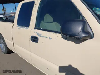 2003 Chevrolet Silverado 1500 LT with VIN 2GCEC19T831133145, listed as a IAAI auction lot 41484184 with 136,153 mi miles. Bid and sale history available at carsss.com. Image 13.