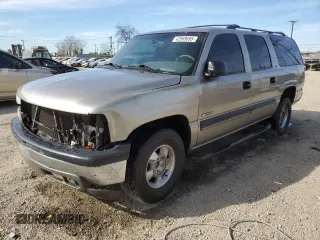 2001 Chevrolet Suburban LT with VIN 3GNEC16T71G125313, listed as a Copart auction lot 42569695 with 317,922 mi miles and Salvage Title. Bid and sale history available at carsss.com. Image 1.