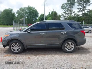 2015 Ford Explorer XLT with VIN 1FM5K7D87FGC58147, listed as a IAAI auction lot 42266992 with 164,195 mi miles and . Bid and sale history available at DreamBid. Image 14.