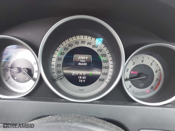 2013 Mercedes-Benz C-Class C 250 with VIN WDDGJ4HB3DG066876, listed as a IAAI auction lot 41676738 with 86,245 mi miles. Bid and sale history available at carsss.com. Image 7.