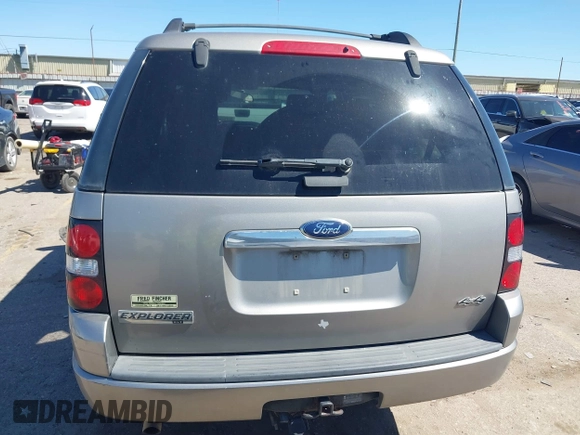2008 Ford Explorer XLT with VIN 1FMEU73E68UB01618, listed as a IAAI auction lot 41730471 with 179,950 mi miles and . Bid and sale history available at DreamBid. Image 16.
