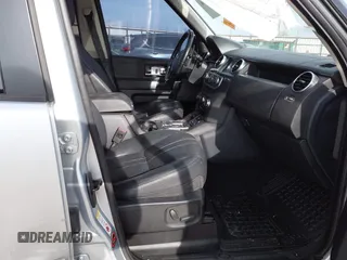 2016 Land Rover LR4 HSE z VIN SALAG2V68GA825659, wystawiony jako IAAI lot #40805256 z przebiegiem 124 342 mil mil oraz . Historia ofert i sprzedaży dostępna na DreamBid. Obrazek 5.
