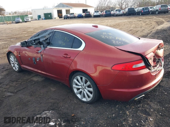 2010 Jaguar XF Premium Luxury with VIN SAJWA0GB3ALR55116, listed as a IAAI auction lot 41667230 with 999,999 mi miles. Bid and sale history available at carsss.com. Image 13.
