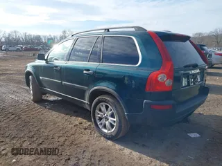 2004 Volvo XC90 with VIN YV1CZ59H641115883, listed as a IAAI auction lot 41643395 with 200,009 mi miles. Bid and sale history available at carsss.com. Image 3.