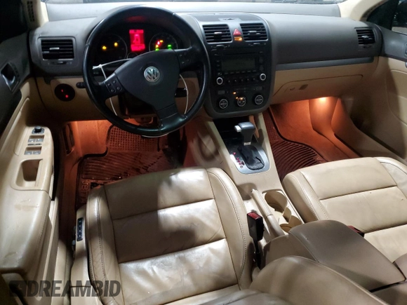 2006 Volkswagen Jetta 1.9L TDI z VIN 3VWDT71K06M752110, wystawiony jako Copart lot #49664635 z przebiegiem 156 883 mil mil oraz Szkoda całkowita • Salvage title. Historia ofert i sprzedaży dostępna na DreamBid. Obrazek 8.