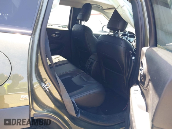 2021 Jeep Cherokee Trailhawk с VIN 1C4PJMBX9MD142777, выставлен на аукционе IAAI как лот 42363454 с пробегом 47 004 миль миль и . История ставок и продаж доступна на DreamBid. Изображение 8.