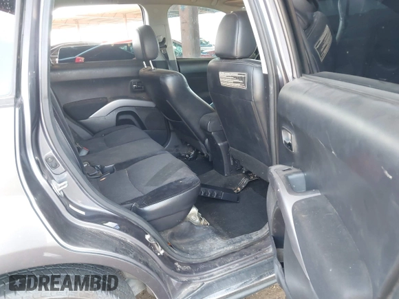 2010 Mitsubishi Outlander SE с VIN JA4AS3AW5AZ013840, выставлен на аукционе IAAI как лот 42180704 с пробегом 148 821 миль миль и . История ставок и продаж доступна на DreamBid. Изображение 8.