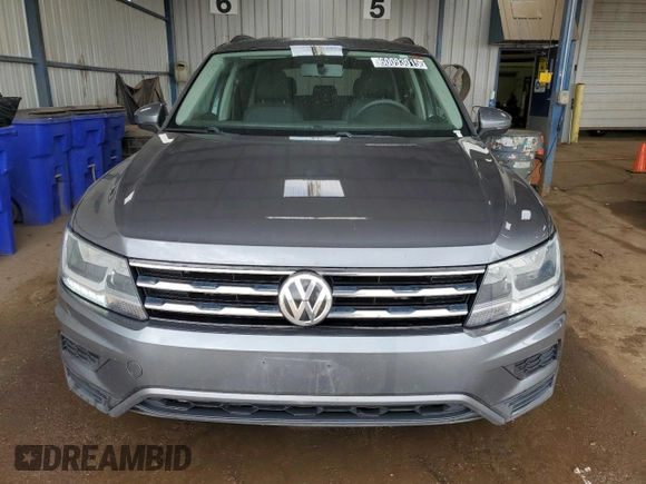 2020 Volkswagen Tiguan S with VIN 3VV1B7AX7LM044583, listed as a Copart auction lot 60093015 with 113,743 mi miles and Clean title. Bid and sale history available at DreamBid. Image 5.