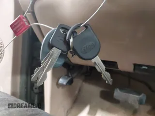 2002 Ford Explorer Sport Value с VIN 1FMYU60E42UD12982, выставлен на аукционе IAAI как лот 41865541 с пробегом 187 328 миль миль и . История ставок и продаж доступна на DreamBid. Изображение 11.