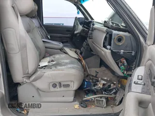 2001 GMC Yukon Denali z VIN 1GKEK63U21J222783, wystawiony jako IAAI lot #41443565 z przebiegiem Nie podano mil oraz . Historia ofert i sprzedaży dostępna na DreamBid. Obrazek 5.