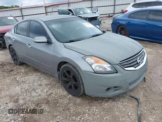 2008 Nissan Altima SE z VIN 1N4BL21E58C210986, wystawiony jako IAAI lot #42322119 z przebiegiem 154 546 mil mil oraz . Historia ofert i sprzedaży dostępna na DreamBid. Obrazek 1.