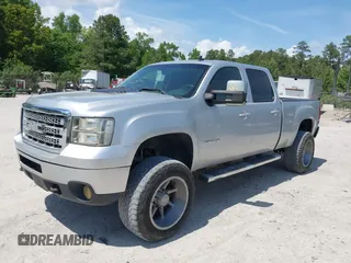 2013 GMC Sierra 2500HD SLT z VIN 1GT121E86DF195303, wystawiony jako IAAI lot #42181435 z przebiegiem 229 818 mil mil oraz . Historia ofert i sprzedaży dostępna na DreamBid. Obrazek 17.
