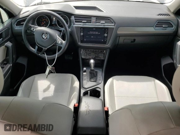 2018 Volkswagen Tiguan SEL with VIN 3VV3B7AX9JM054439, listed as a Copart auction lot 48142935 with 79,669 mi miles and Salvage title. Bid and sale history available at DreamBid. Image 8.
