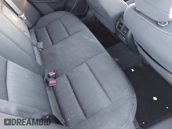 2019 Nissan Altima 2.5 SV with VIN 1N4BL4DV0KC111037, listed as a IAAI auction lot 41238586 with 98,002 mi miles. Bid and sale history available at carsss.com. Image 8.