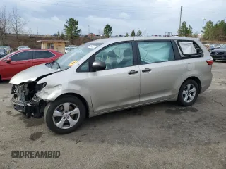 2015 Toyota Sienna L with VIN 5TDZK3DCXFS684357, listed as a Copart auction lot 44040215 with 0 mi miles and Salvage Title. Bid and sale history available at carsss.com. Image 1.