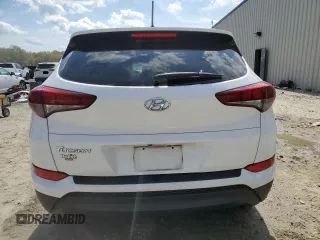 2016 Hyundai Tucson SE z VIN KM8J33A43GU179941, wystawiony jako Copart lot #54006625 z przebiegiem 132 122 mil mil oraz Szkoda całkowita • Salvage title. Historia ofert i sprzedaży dostępna na DreamBid. Obrazek 6.