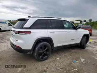 2024 Jeep Grand Cherokee Limited with VIN 1C4RJHBG2RC704502, listed as a Copart auction lot 55477845 with 8,144 mi miles and Salvage title. Bid and sale history available at DreamBid. Image 3.