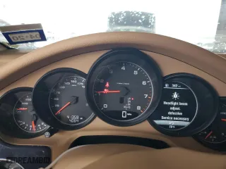 2016 Porsche Panamera 4 with VIN WP0AA2A72GL001426, listed as a Copart auction lot 70510594 with 41,359 mi miles and Salvage Title. Bid and sale history available at carsss.com. Image 9.