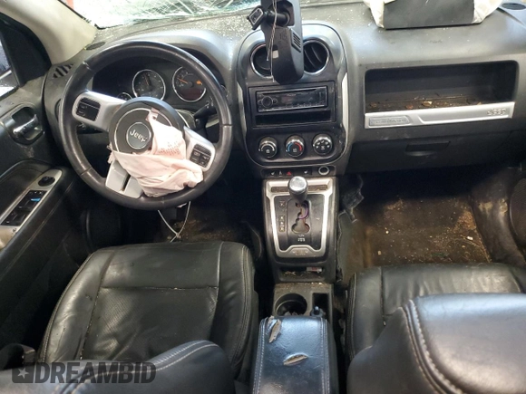 2017 Jeep Compass Latitude with VIN 1C4NJDEB8HD129242, listed as a Copart auction lot 60695395 with 89,050 mi miles and Non repairable. Bid and sale history available at DreamBid. Image 8.