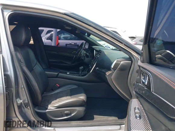 2020 Nissan Maxima SR with VIN 1N4AA6EVXLC383592, listed as a IAAI auction lot 42058071 with 103,014 mi miles and . Bid and sale history available at DreamBid. Image 5.