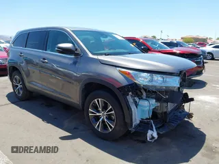 2019 Toyota Highlander LE with VIN 5TDZZRFH4KS335955, listed as a IAAI auction lot 42223179 with 21,394 mi miles and . Bid and sale history available at DreamBid. Image 1.