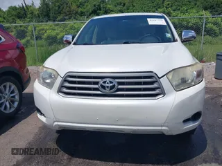 2008 Toyota Highlander z VIN JTEDS41A782067622, wystawiony jako IAAI lot #42287779 z przebiegiem 253 583 mil mil oraz . Historia ofert i sprzedaży dostępna na DreamBid. Obrazek 12.