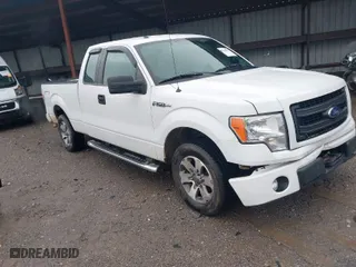 2013 Ford F-150 XL with VIN 1FTFX1CF2DFC61497, listed as a IAAI auction lot 41908901 with 171,286 mi miles. Bid and sale history available at carsss.com. Image 1.