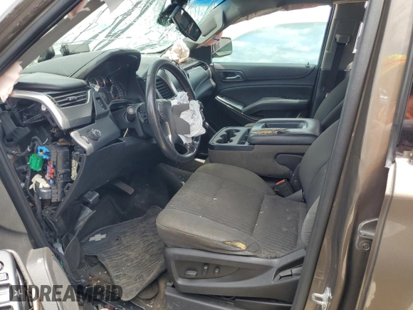 2016 Chevrolet Tahoe LS z VIN 1GNSCAECXGR340617, wystawiony jako Copart lot #56307315 z przebiegiem Nie podano mil oraz Czysty tytuł • Clean title. Historia ofert i sprzedaży dostępna na DreamBid. Obrazek 7.