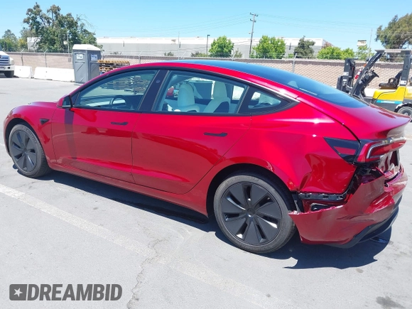 2025 Tesla Model 3 Long Range with VIN 5YJ3E1EA6SF917745, listed as a IAAI auction lot 42533673 with 7,305 mi miles and . Bid and sale history available at DreamBid. Image 3.