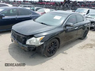2014 Nissan Maxima SV z VIN 1N4AA5AP1EC468714, wystawiony jako IAAI lot #42202660 z przebiegiem 176 703 mil mil oraz . Historia ofert i sprzedaży dostępna na DreamBid. Obrazek 2.