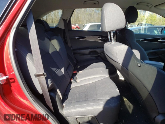 2020 Kia Sorento LX with VIN 5XYPG4A55LG615430, listed as a Copart auction lot 84684434 with 89,096 mi miles and Salvage Title. Bid and sale history available at DreamBid. Image 11.
