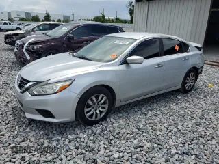 2016 Nissan Altima SR with VIN 1N4AL3AP2GC196059, listed as a Copart auction lot 62923035 with 170,172 mi miles and Salvage title. Bid and sale history available at DreamBid. Image 1.