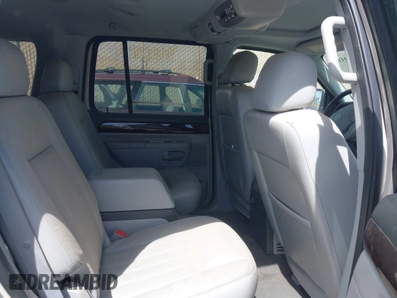 2005 Lincoln Aviator with VIN 5LMEU88H05ZJ25627, listed as a IAAI auction lot 42090181 with 96,694 mi miles and . Bid and sale history available at DreamBid. Image 8.
