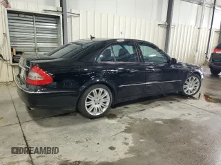 2007 Mercedes-Benz E 550 with VIN WDBUF90X57X213544, listed as a Copart auction lot 64882354 with 186,504 mi miles and Non Repairable. Bid and sale history available at carsss.com. Image 3.