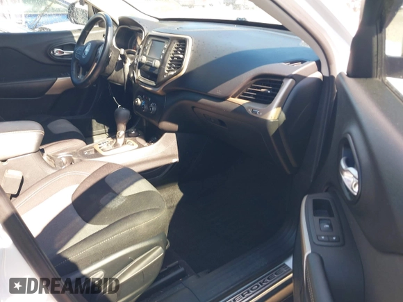 2017 Jeep Cherokee Altitude with VIN 1C4PJMAS0HW631536, listed as a IAAI auction lot 42180916 with 150,296 mi miles and . Bid and sale history available at DreamBid. Image 5.