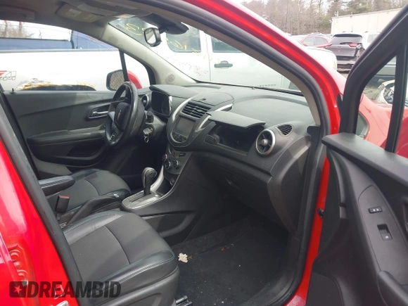 2016 Chevrolet Trax LT with VIN KL7CJPSB3GB756063, listed as a IAAI auction lot 41816533 with 125,141 mi miles and . Bid and sale history available at DreamBid. Image 5.