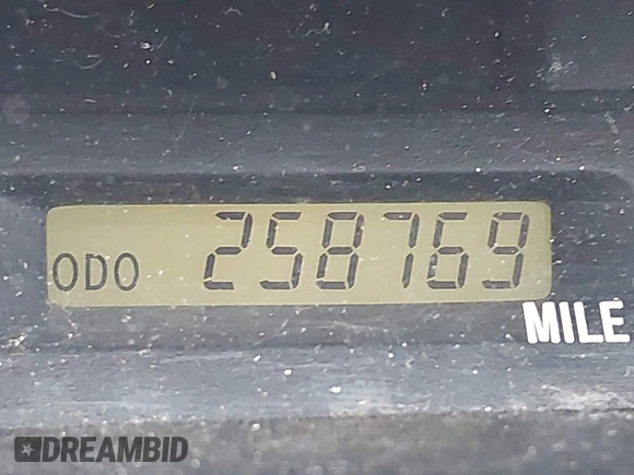 2001 Toyota Avalon XL with VIN 4T1BF28B21U128321, listed as a IAAI auction lot 42229476 with 258,769 mi miles and . Bid and sale history available at DreamBid. Image 12.