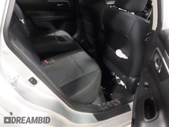 2018 Nissan Altima SR with VIN 1N4AL3AP0JC266584, listed as a IAAI auction lot 41900484 with 136,223 mi miles and . Bid and sale history available at carsss.com. Image 8.